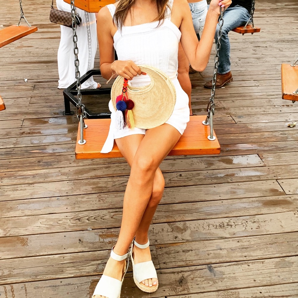 White Romper 😊 - Picture 5 of 5